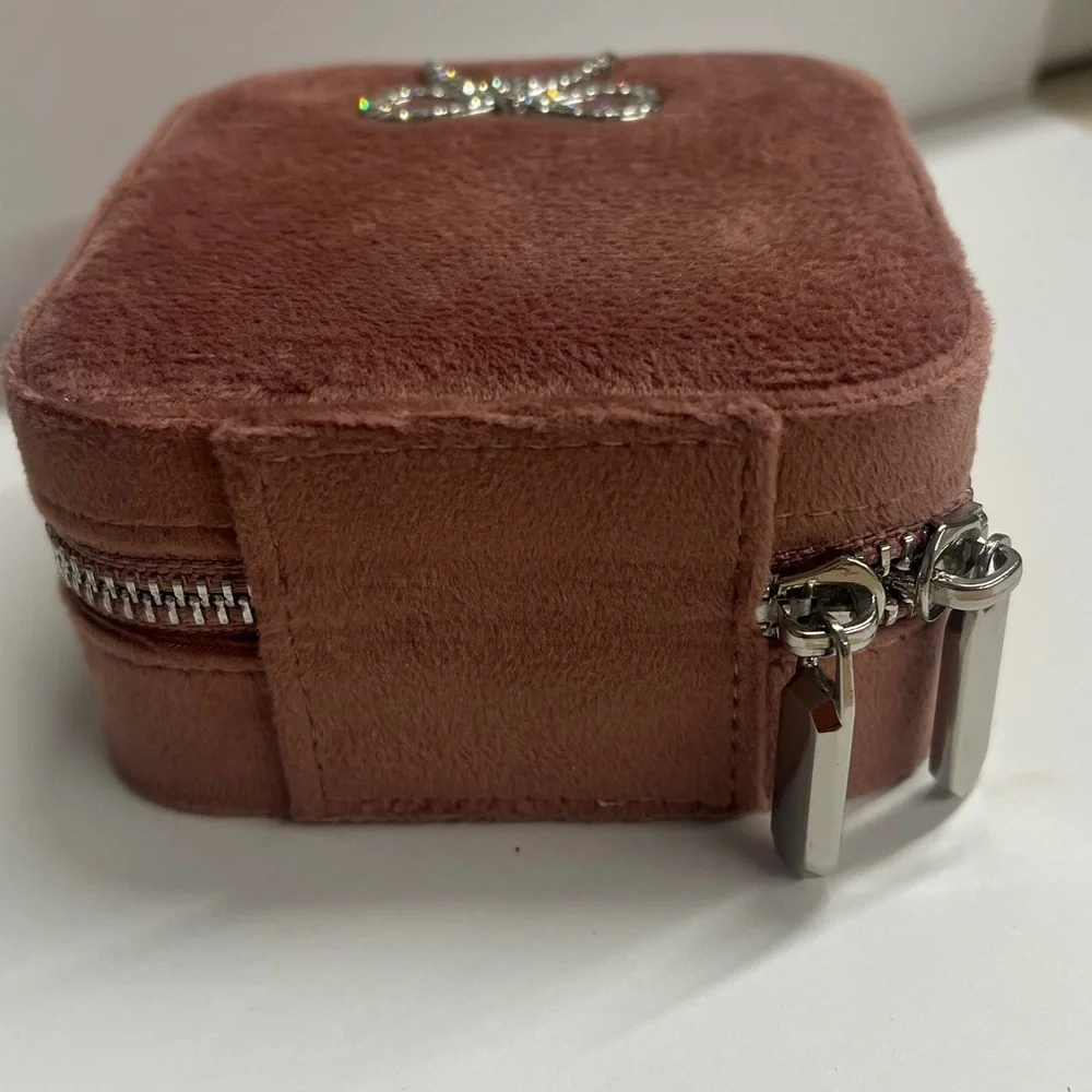 Dusty Rose Velvet Travel Zip Around Jewelry Case 3.75” x 3.75 x 2”